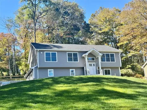 4 Webster Place Patterson NY 12563