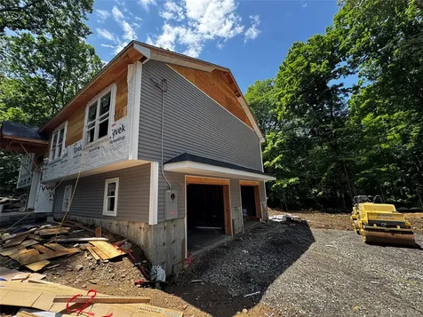 4 Webster Place Patterson NY 12563