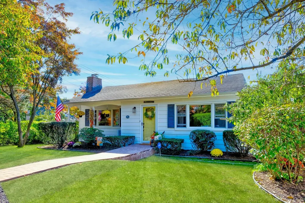 2 Overlook Drive Huntington NY 11743