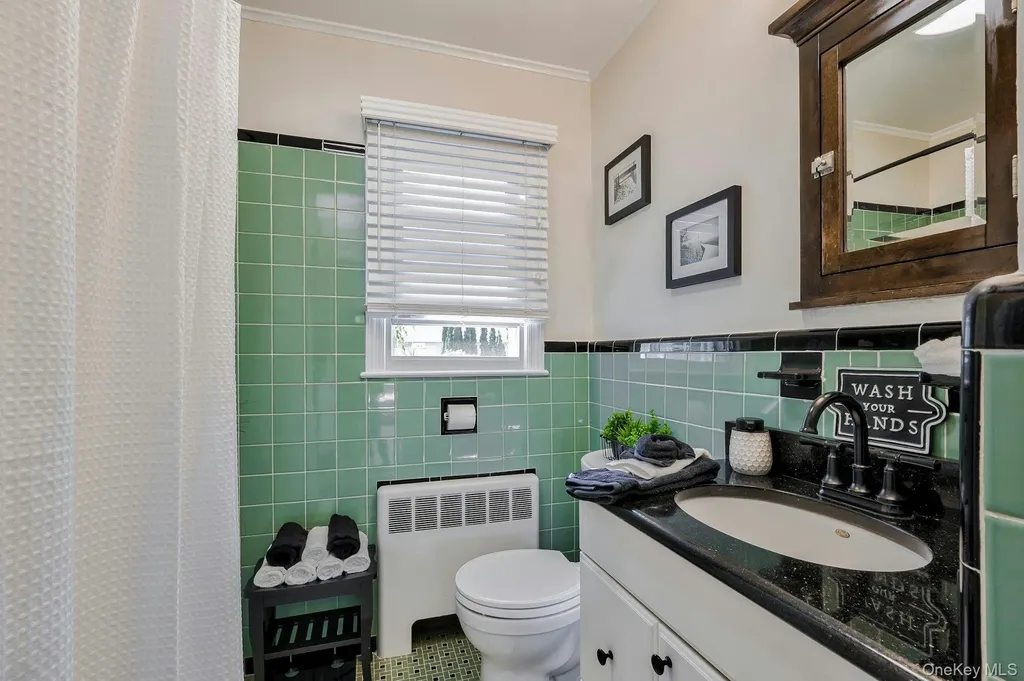 2 Overlook Drive Huntington NY 11743