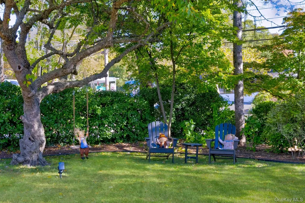 2 Overlook Drive Huntington NY 11743