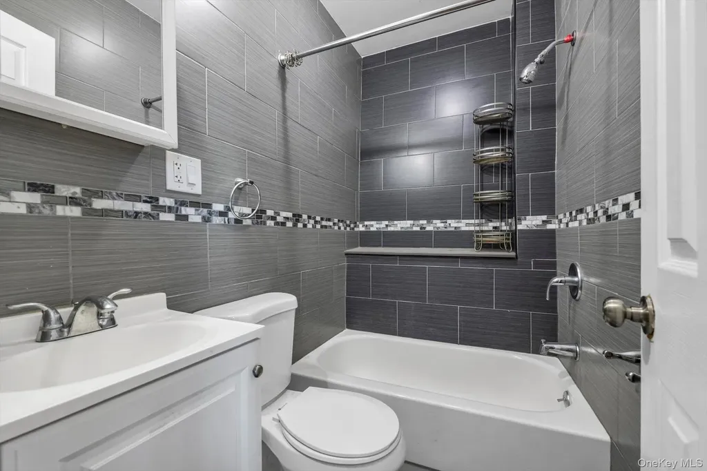 197 Nichols Avenue Brooklyn NY 11208