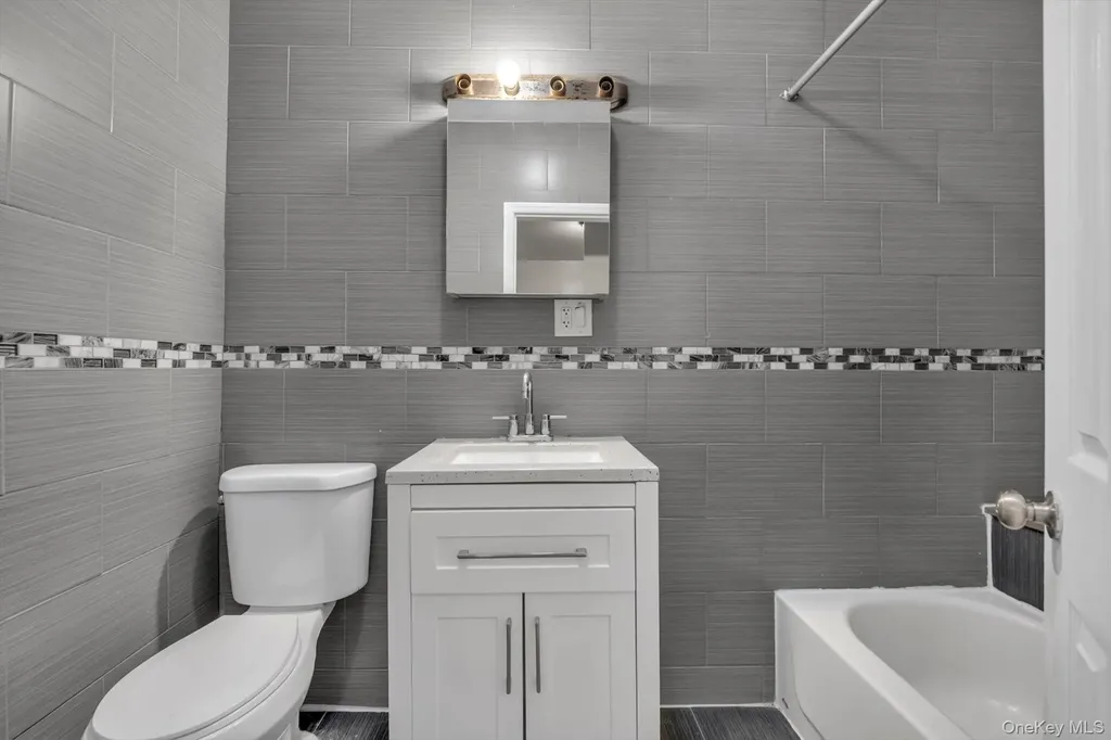197 Nichols Avenue Brooklyn NY 11208