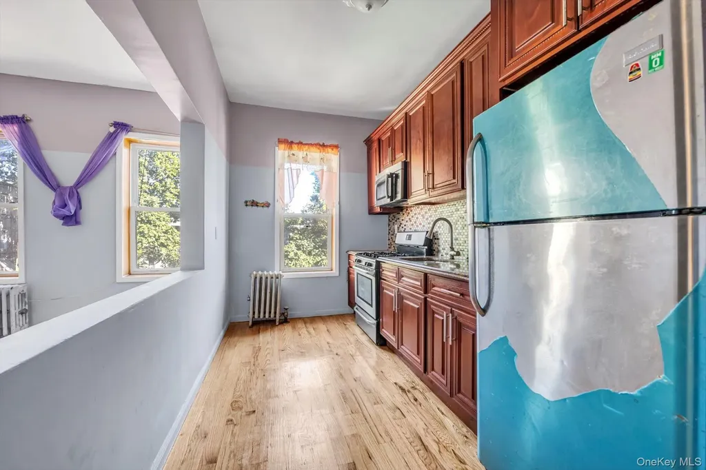 197 Nichols Avenue Brooklyn NY 11208