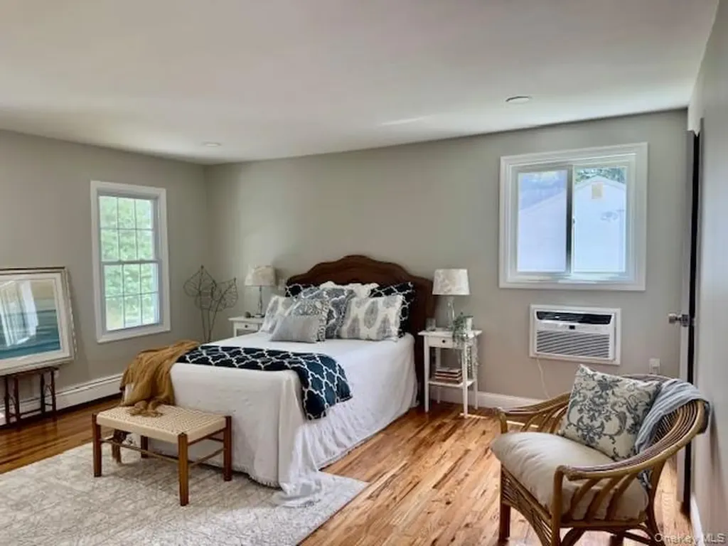 36 Pinewood Drive Commack NY 11725