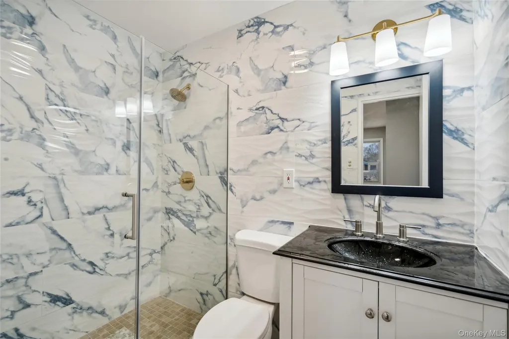 36 Pinewood Drive Commack NY 11725