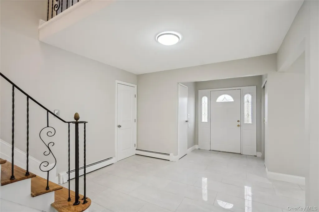 36 Pinewood Drive Commack NY 11725