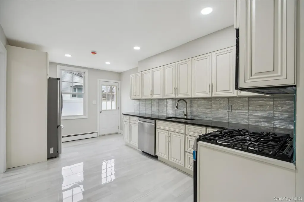 36 Pinewood Drive Commack NY 11725