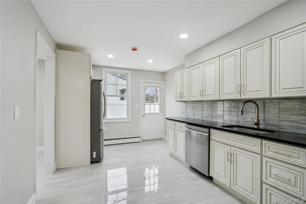 36 Pinewood Drive Commack NY 11725