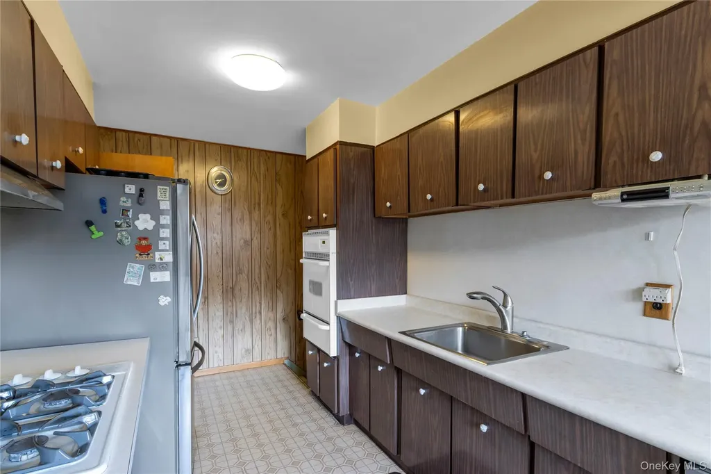 60 Hoffman Lane Blauvelt NY 10913