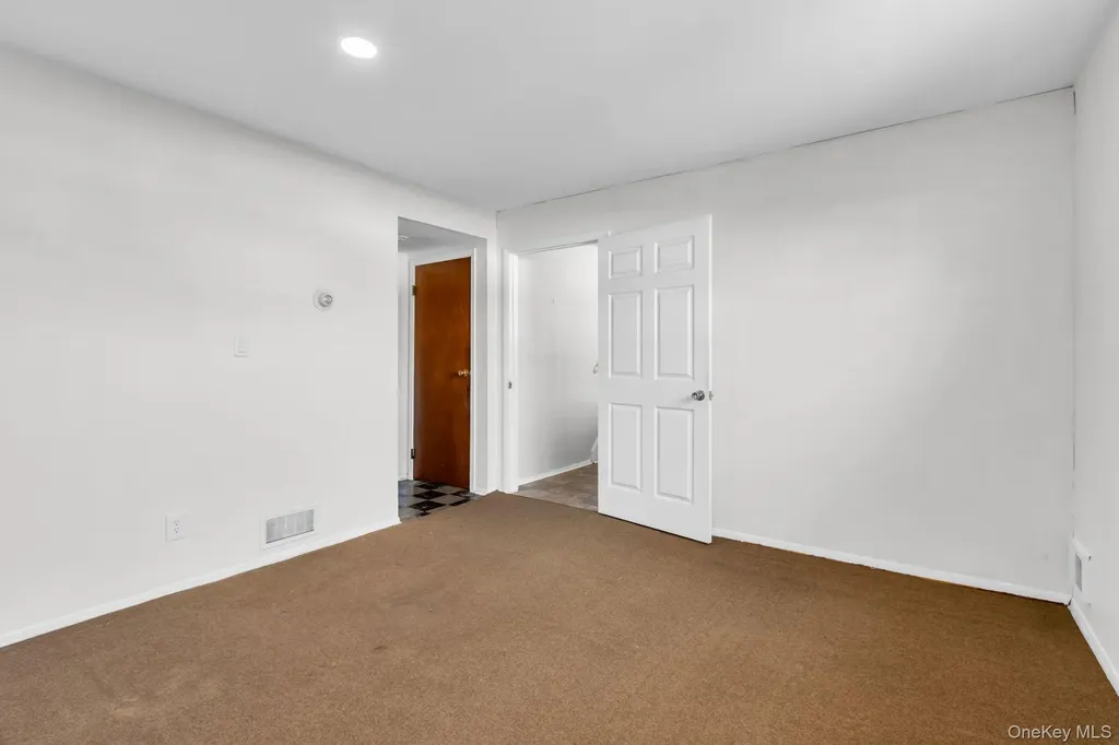 60 Hoffman Lane Blauvelt NY 10913