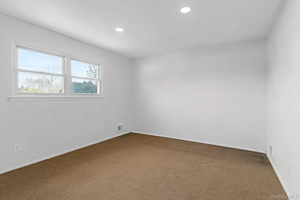60 Hoffman Lane Blauvelt NY 10913