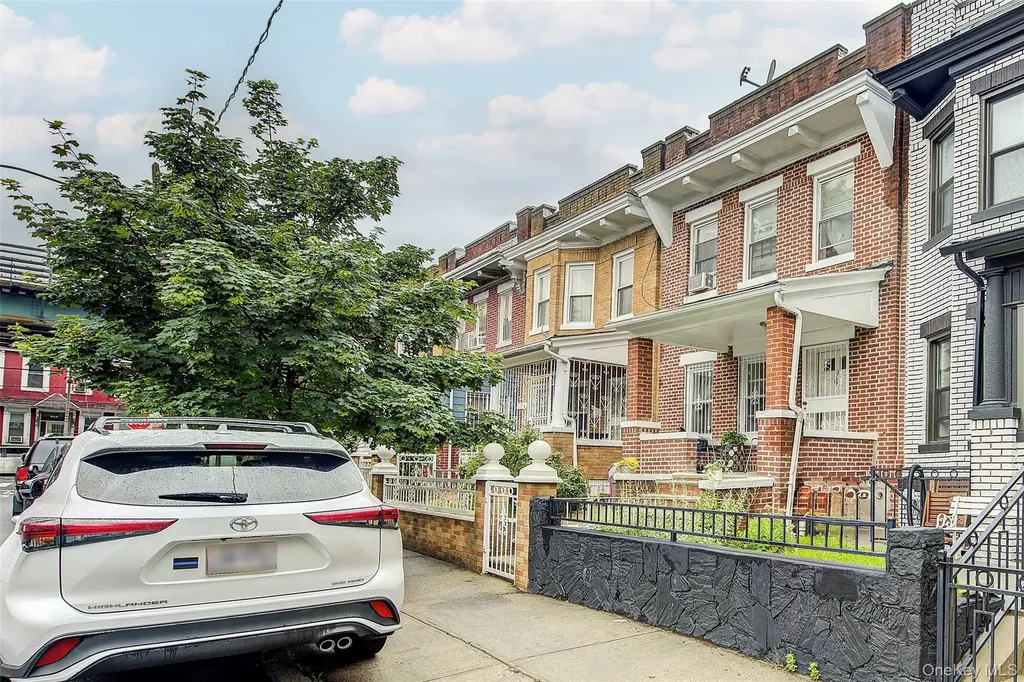 9 Adler Place Brooklyn NY 11208