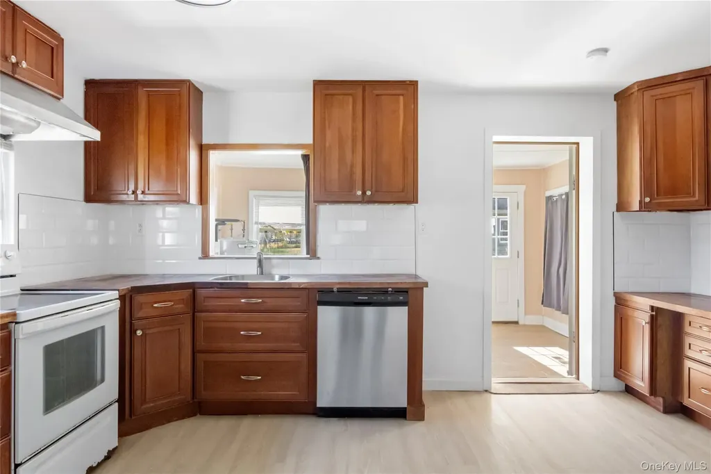 13 Strack Road Goshen NY 10924