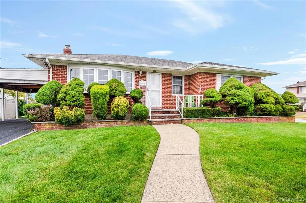 111 Michael Place Bethpage NY 11714