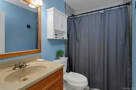 17 Cromwell Place Mohegan Lake NY 10547