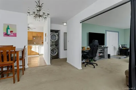 17 Cromwell Place Mohegan Lake NY 10547