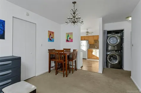 17 Cromwell Place Mohegan Lake NY 10547