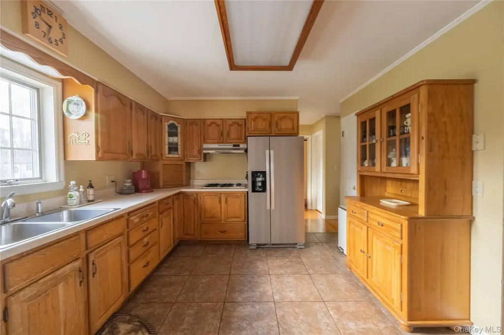 5028-5030 Rt-82 Millbrook NY 12578