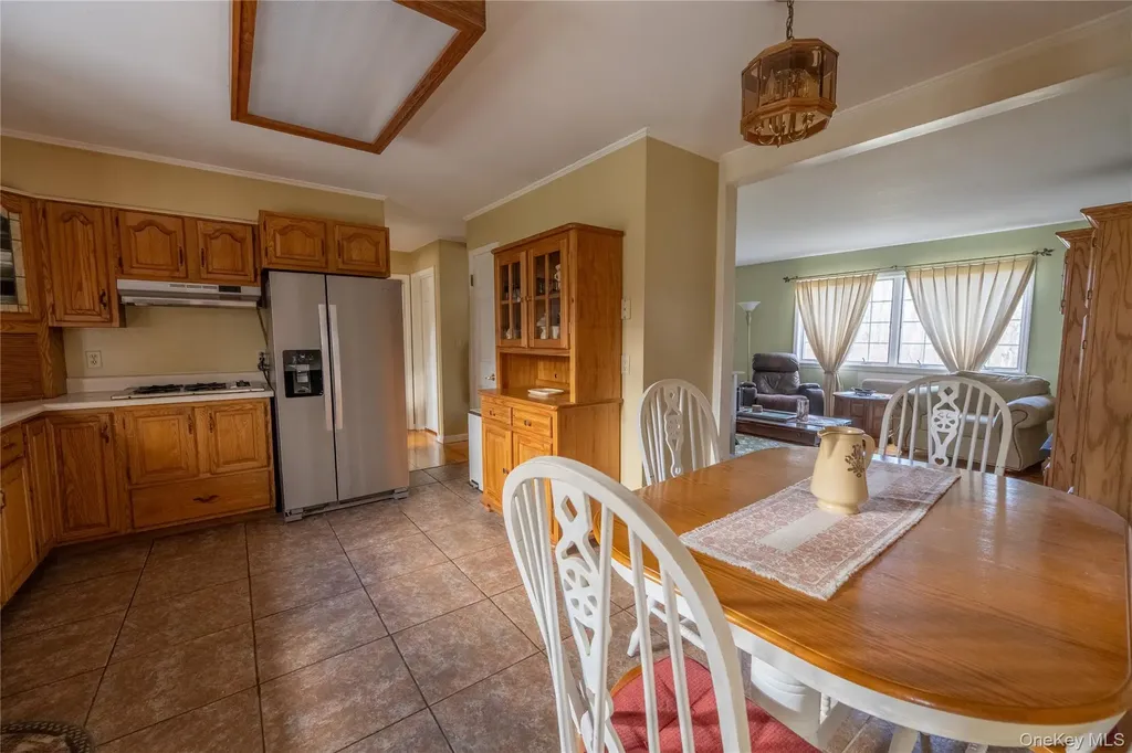 5028-5030 Rt-82 Millbrook NY 12578