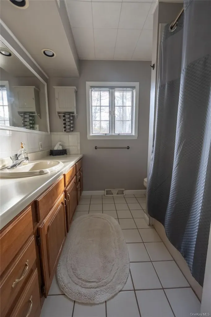 5028-5030 Rt-82 Millbrook NY 12578