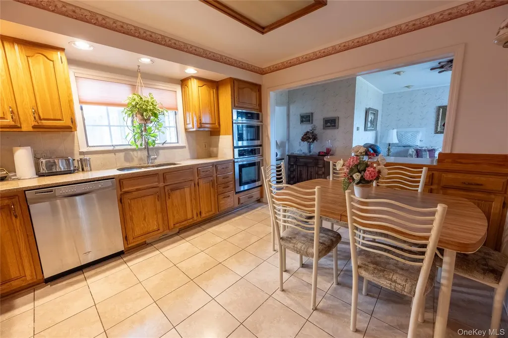 5028-5030 Rt-82 Millbrook NY 12578