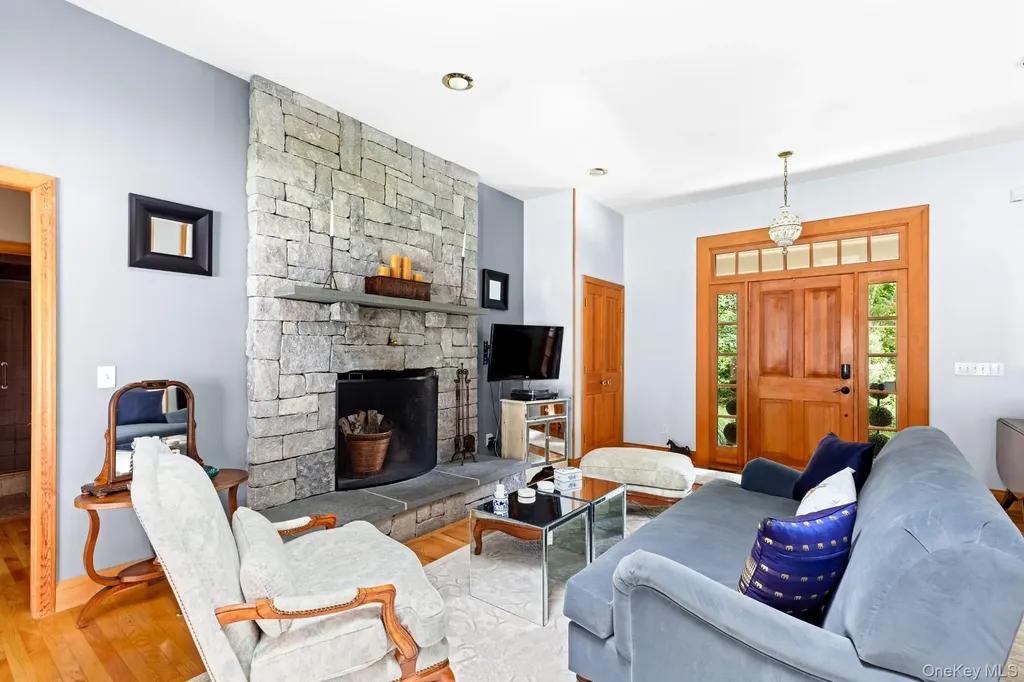 2 Sunset Road Sag Harbor NY 11963