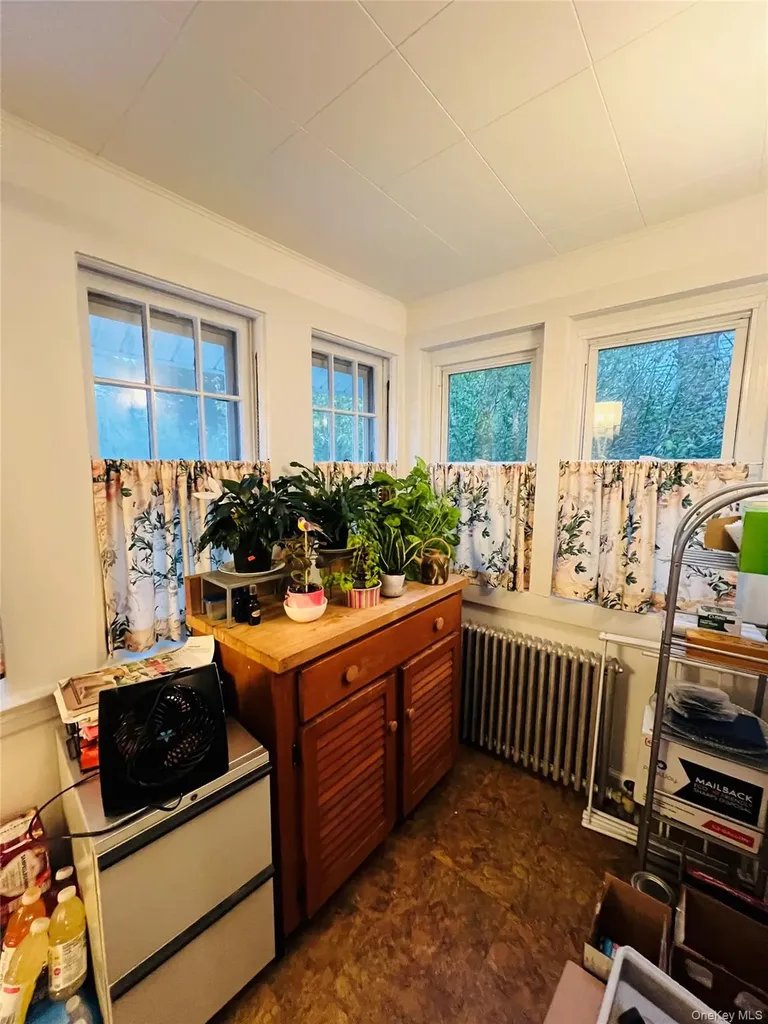 512 Logan Avenue Bronx NY 10465
