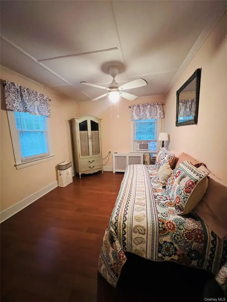 512 Logan Avenue Bronx NY 10465