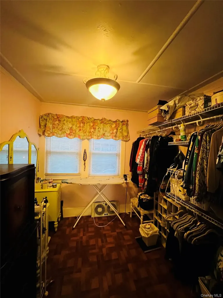512 Logan Avenue Bronx NY 10465