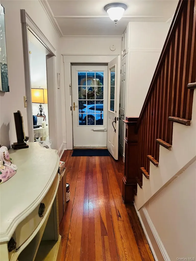512 Logan Avenue Bronx NY 10465