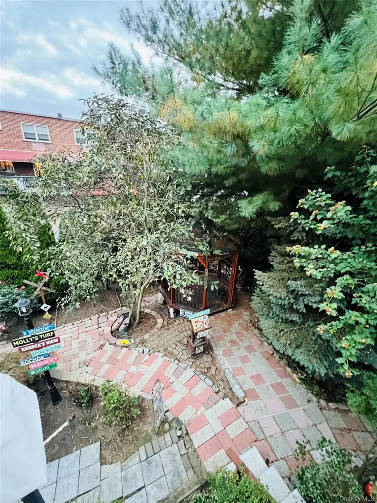 512 Logan Avenue Bronx NY 10465