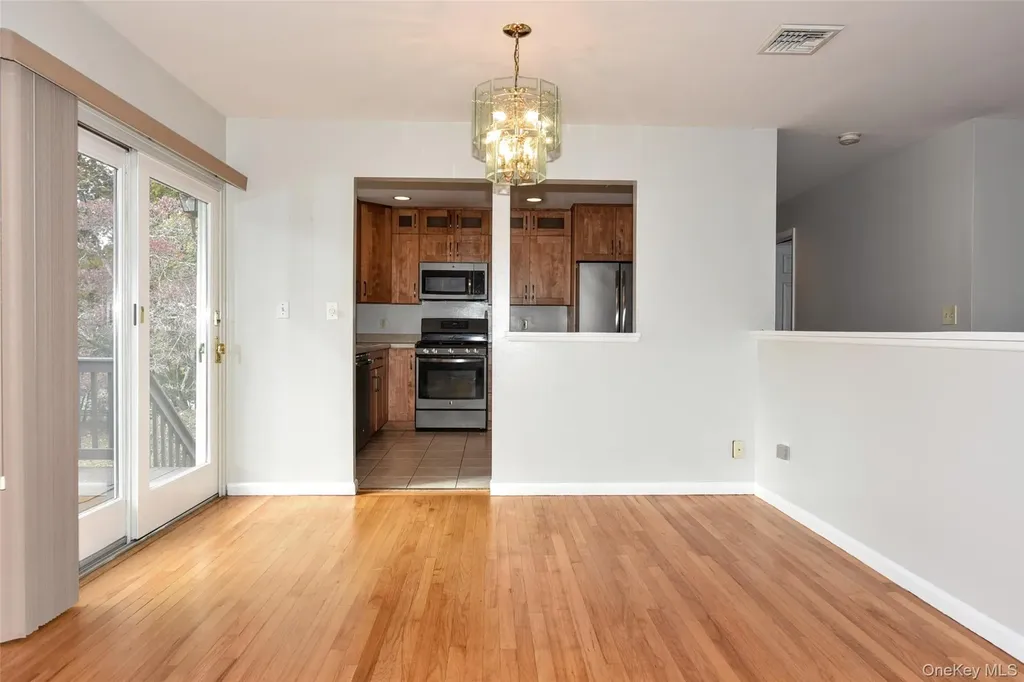 33 S Hillcrest Road Suffern NY 10901