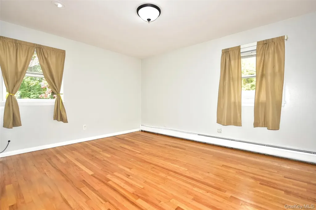 33 S Hillcrest Road Suffern NY 10901