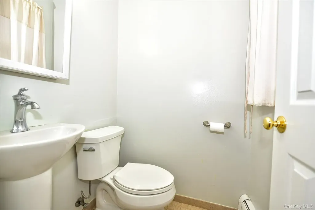 33 S Hillcrest Road Suffern NY 10901