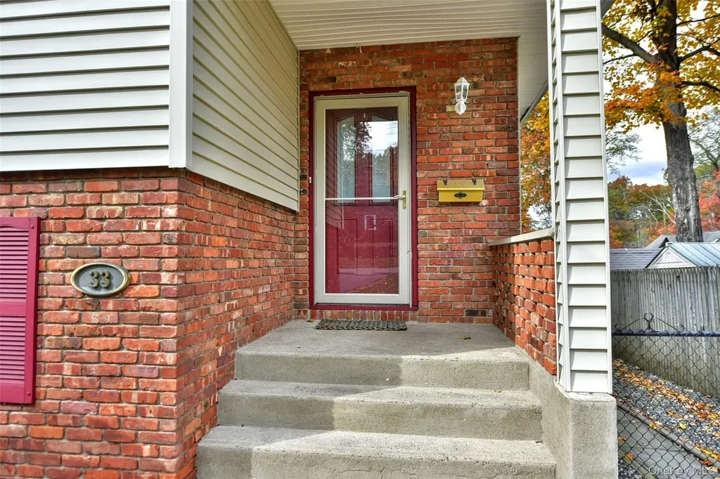 33 S Hillcrest Road Suffern NY 10901