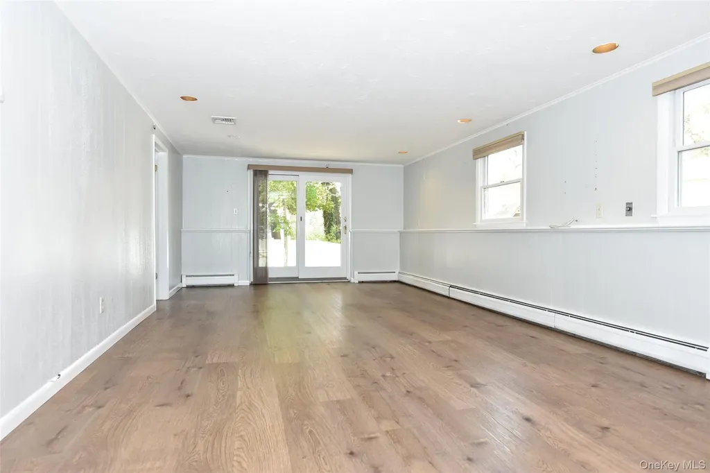 33 S Hillcrest Road Suffern NY 10901