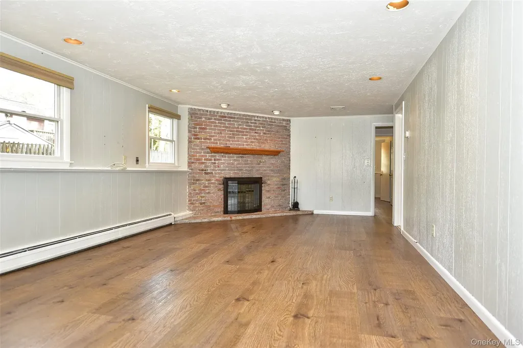 33 S Hillcrest Road Suffern NY 10901