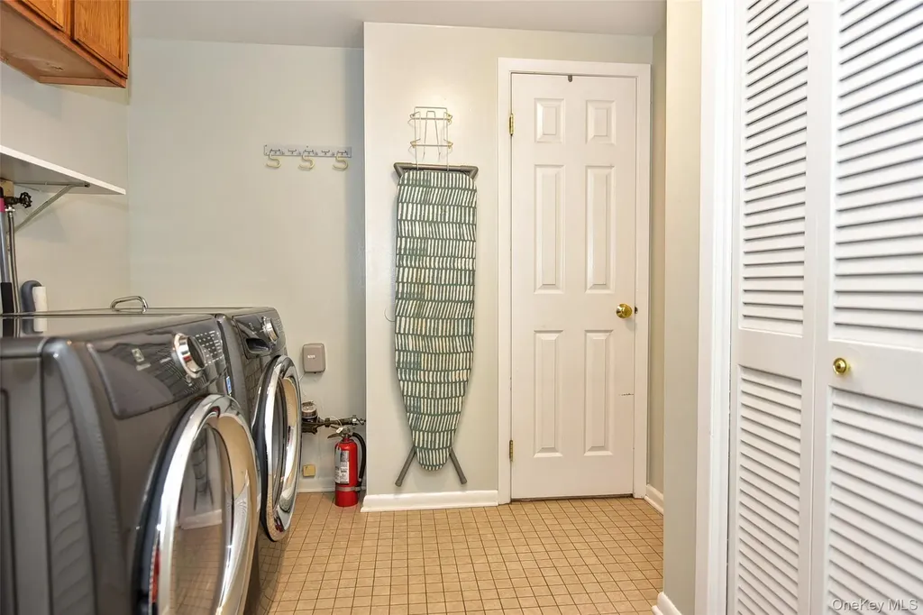33 S Hillcrest Road Suffern NY 10901