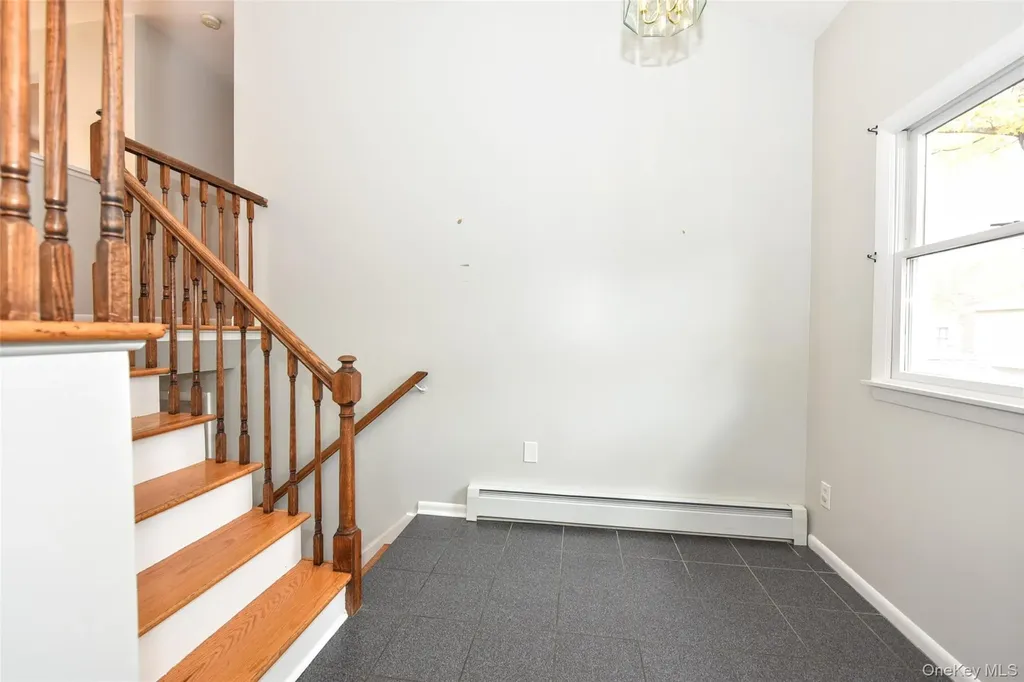 33 S Hillcrest Road Suffern NY 10901