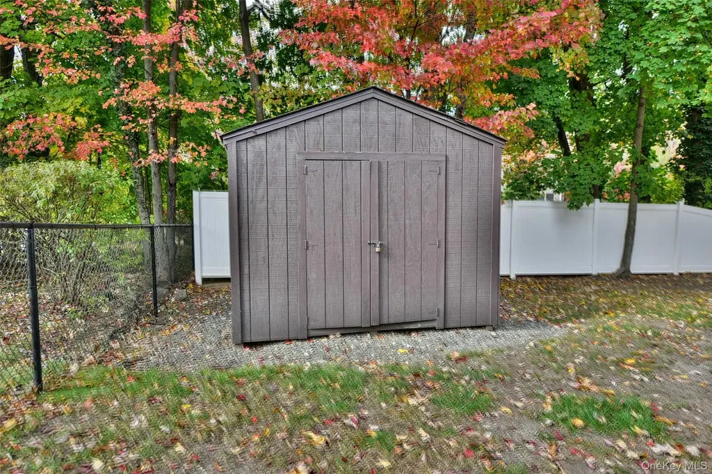 33 S Hillcrest Road Suffern NY 10901