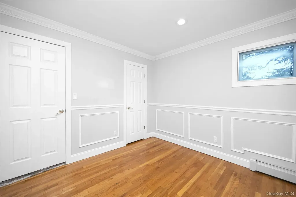 36 Red Spring Lane Glen Cove NY 11542