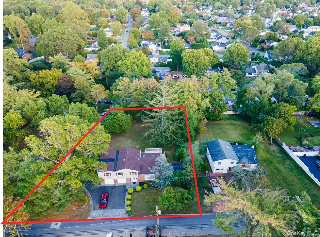 36 Red Spring Lane Glen Cove NY 11542