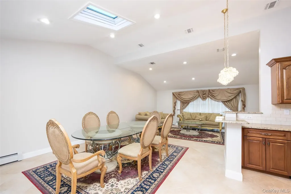 36 Red Spring Lane Glen Cove NY 11542