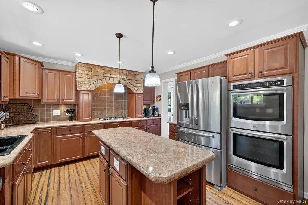 13 Walker Valley Road Pine Bush NY 12566