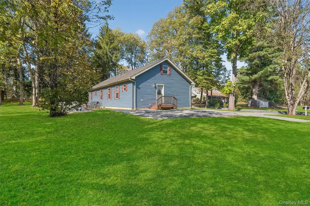 13 Walker Valley Road Pine Bush NY 12566
