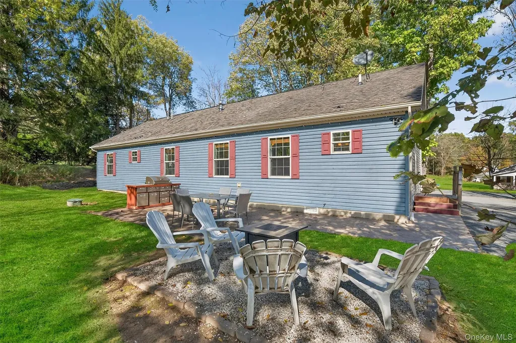 13 Walker Valley Road Pine Bush NY 12566