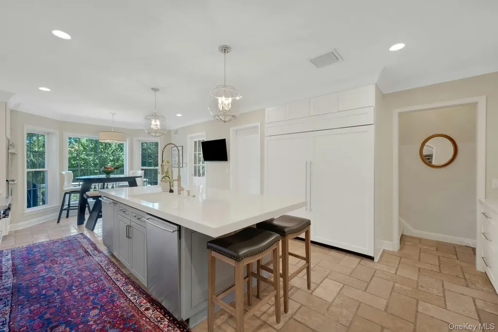 455 Rosedale Avenue White Plains NY 10605