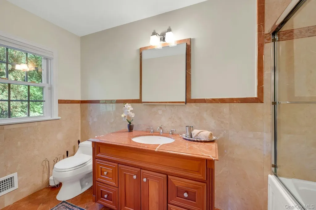 455 Rosedale Avenue White Plains NY 10605
