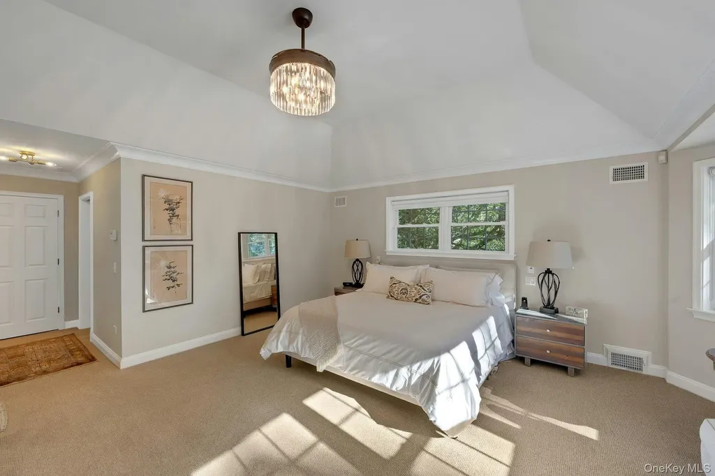 455 Rosedale Avenue White Plains NY 10605